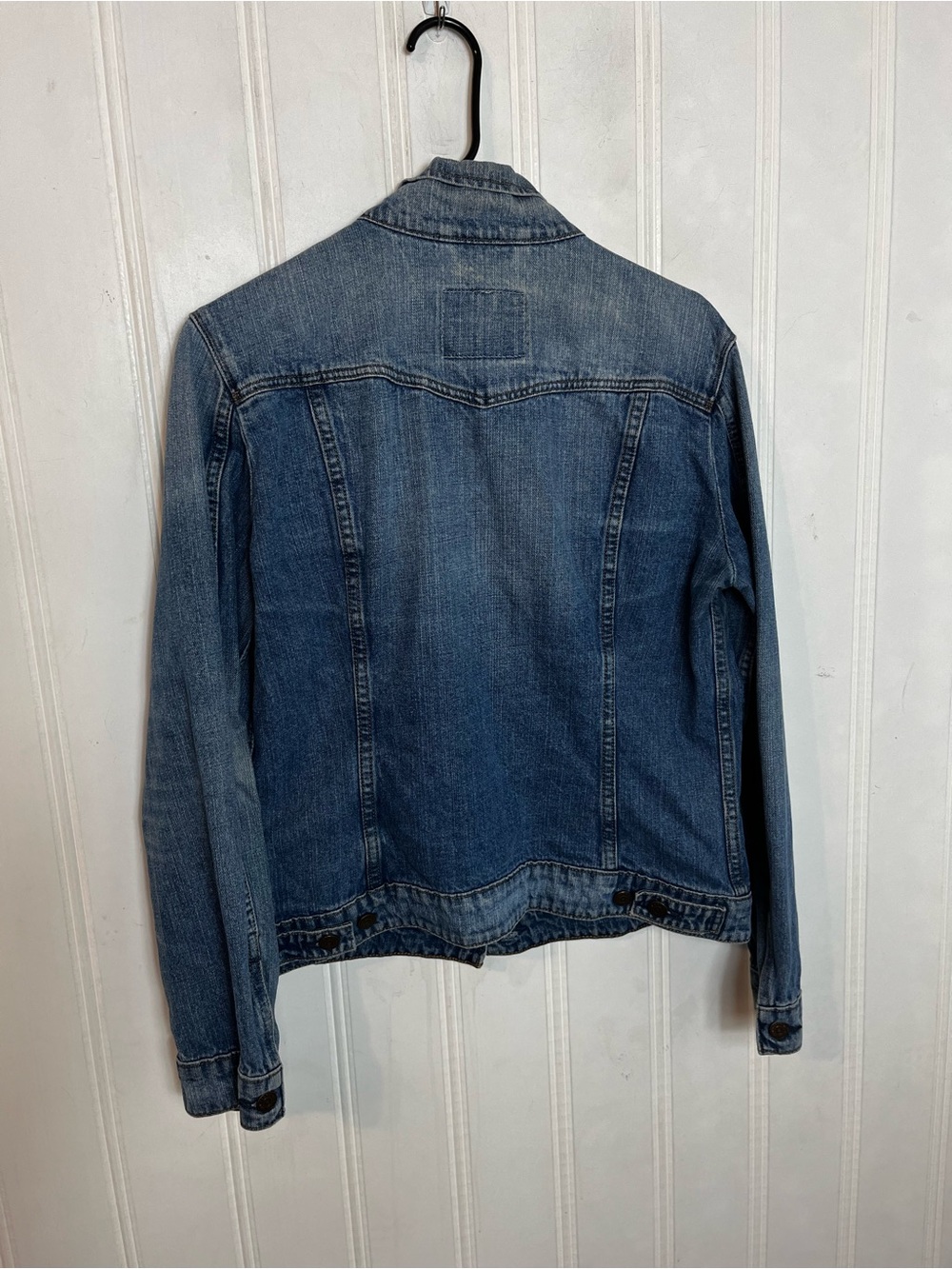 Levi's Light Blue Denim Jacket with Tan Leather Patch - Picture 3 of 5